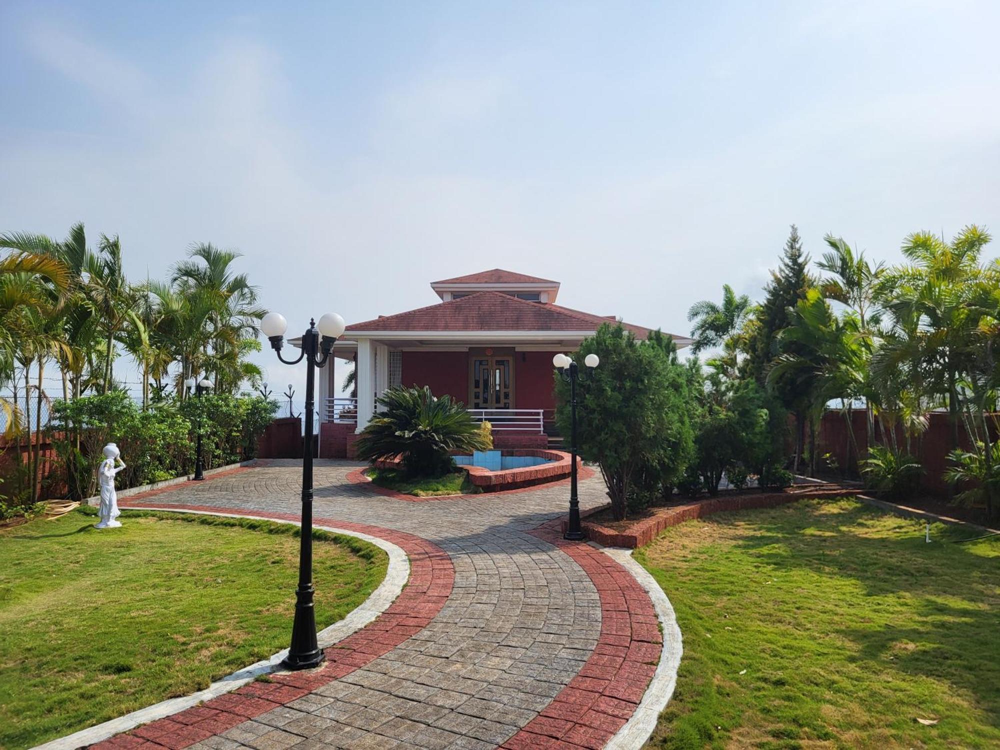Paras Holiday Home Satara Exteriér fotografie